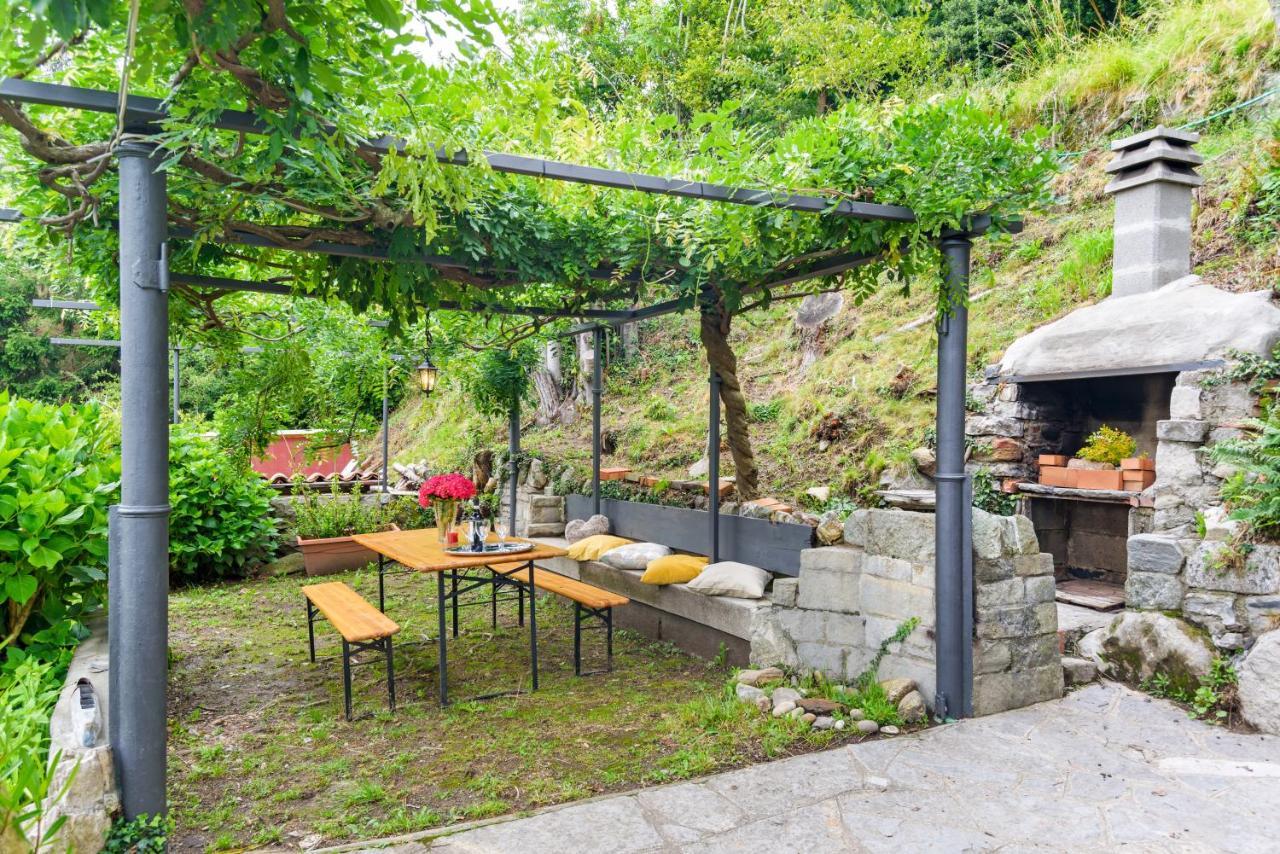 Como Lake Cosy Flat With Garden And Parking Apartment เชอร์นอบบิโอ ภายนอก รูปภาพ